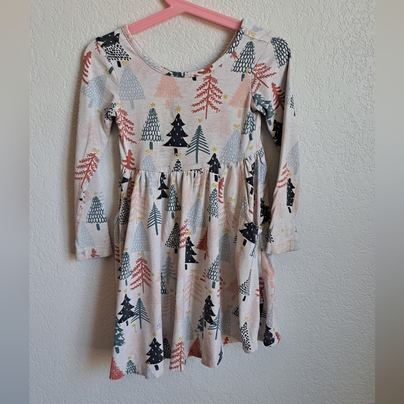Hanna Andersson Girls 4 Winter Christmas Tree Printed Longsleeve Dress Size 4 - Picture 1 of 8